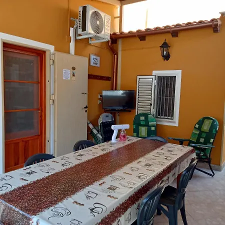 Casa Sole E Mare Indipendente A Holiday home *