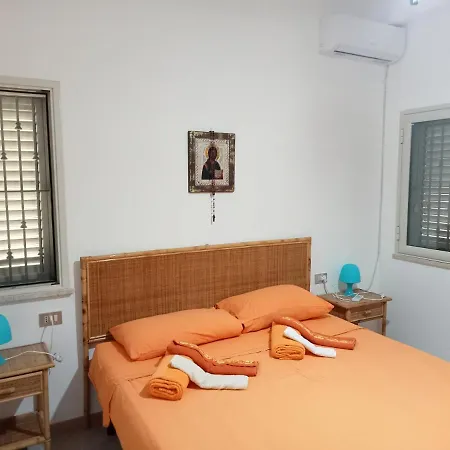 Holiday home Casa Sole E Mare Indipendente A *