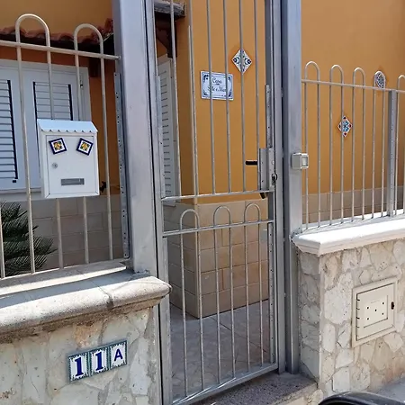 Holiday home Casa Sole E Mare Indipendente A Triscina