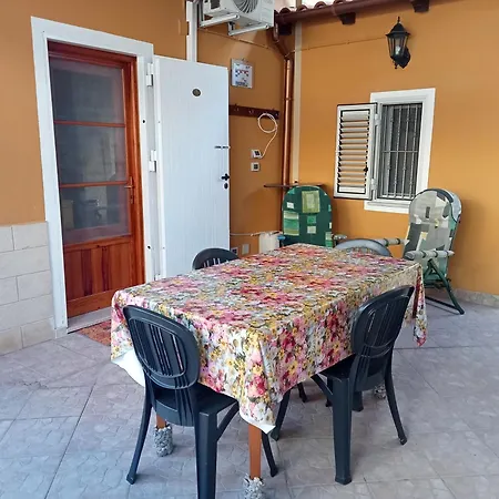 Holiday home Casa Sole E Mare Indipendente A